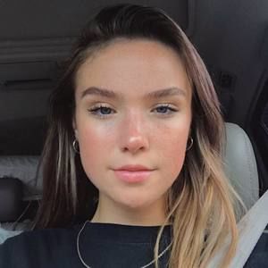 Meet your Posher, Kayleigh